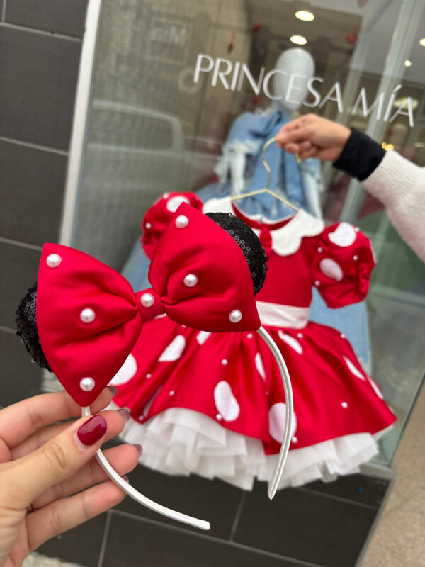 Minnie Mouse Red
